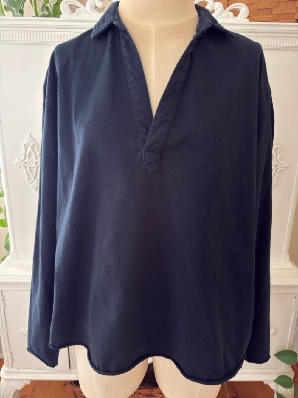 Frank & Eileen Popover Henley Top - Picture 3 of 10